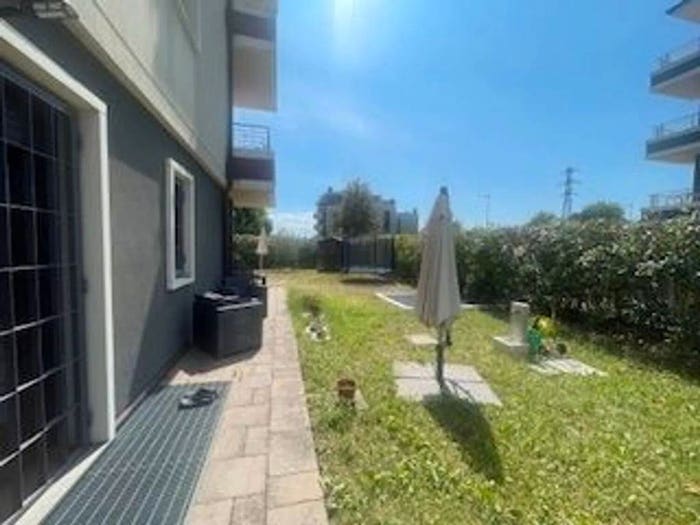 Appartamento con 5 locali in vendita in Via Degli Orti, Ozzano dell'Emilia