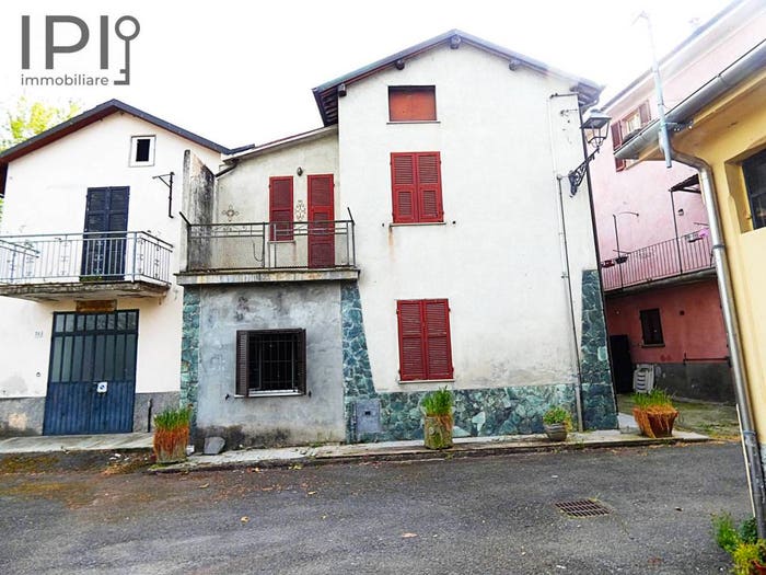 Casa con 6 locali in vendita in piazza castello, Centro, Visone