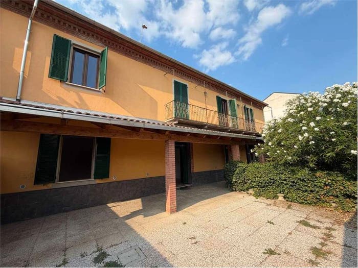 Casa con 6 locali in vendita in Cristo, Alessandria