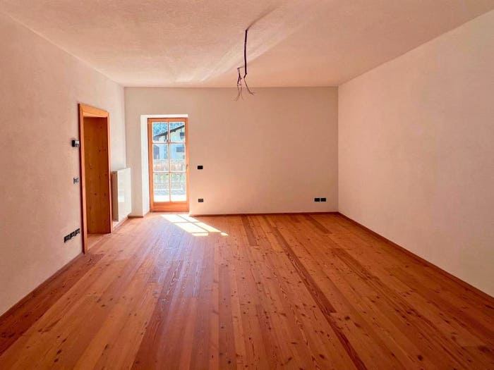 Appartamento quadrilocale in vendita in Via Hocheck, San Giuseppe, Sesto
