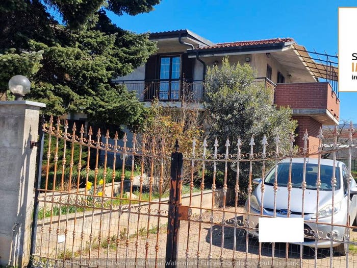 Casa con 6 locali in vendita in Via Pinerolo, Centro, Frossasco