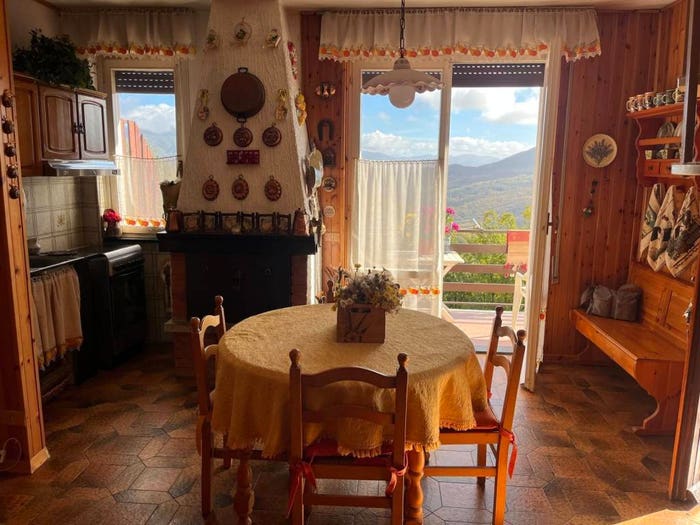 Appartamento bilocale in vendita in Villaggio la Crocetta Tavarone, Tavarone, Maissana