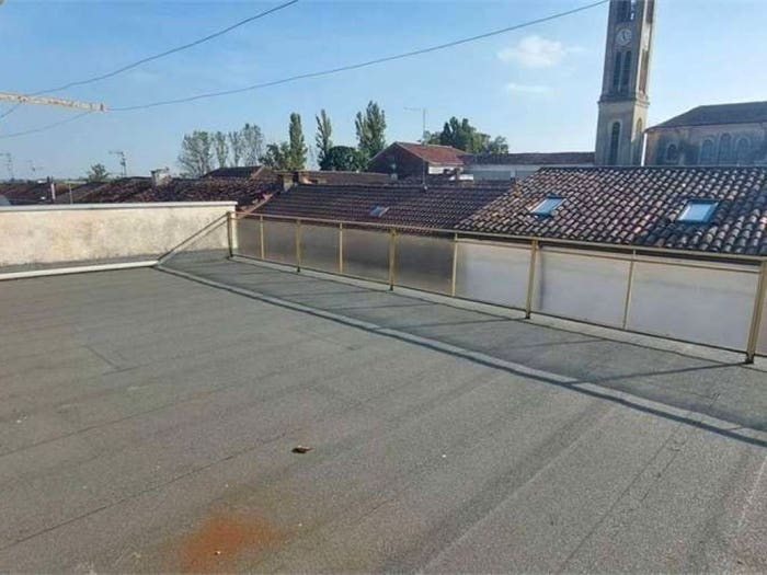 Casa con 6 locali in vendita in Amedeo Casalone, Desana