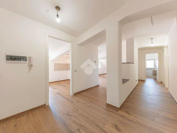 Appartamento trilocale in vendita in Via montecassino, Castelliri