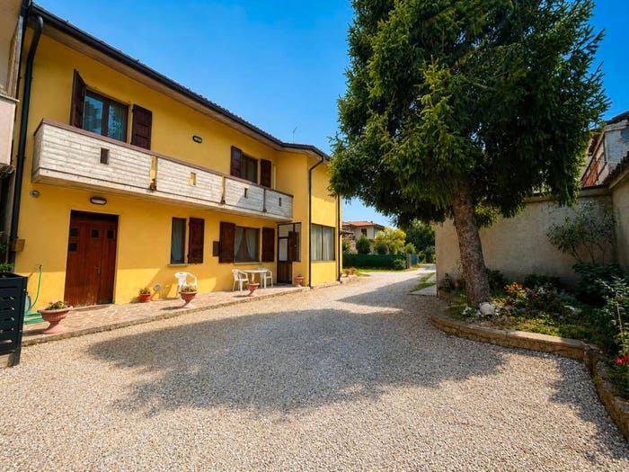 Casa quadrilocale in vendita in Via Regina della Scala, Gallignano, Soncino