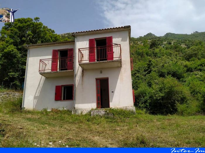 Casa quadrilocale in vendita in Contrada Brefaro, Brefaro, Maratea