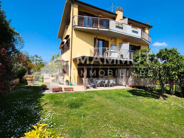Casa con 6 locali in vendita in Via Giordano Bruno, Centro, Montelupo Fiorentino