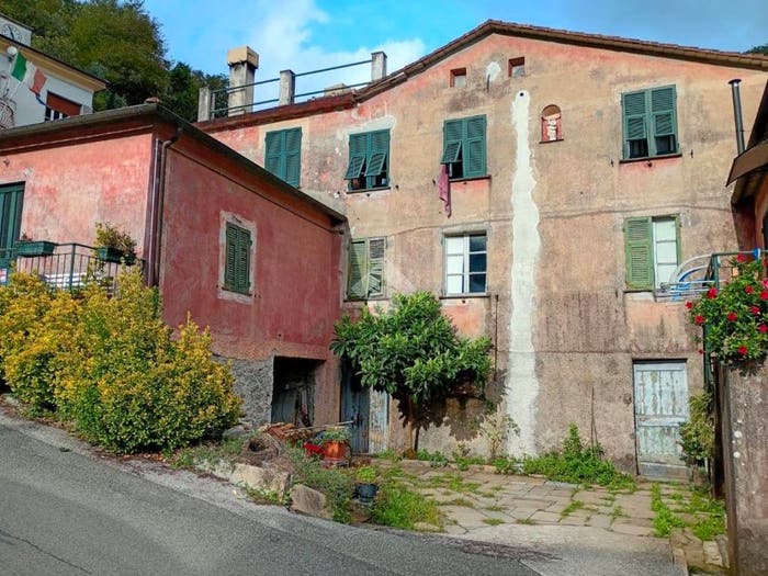 Casa con 6 locali in vendita in Via Isolona, Isolona, Orero