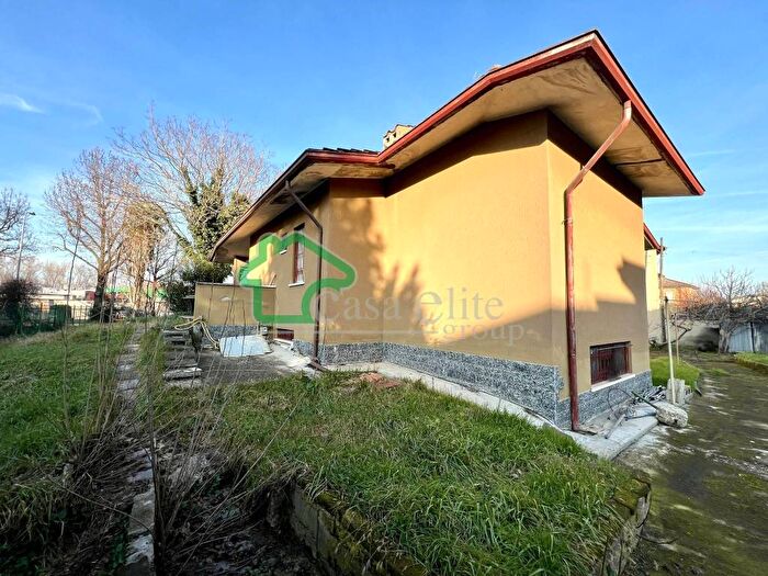 Casa quadrilocale in vendita in Via della Tovaiera, Torretta Martinetta San Grato, Lodi