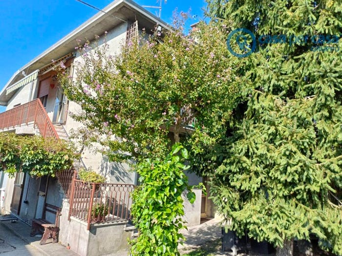 Casa con 6 locali in vendita in Lama Pezzoli, Ceregnano