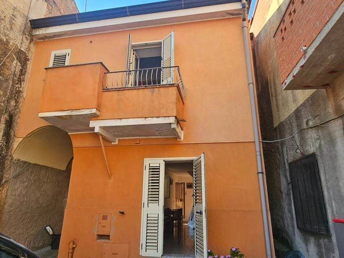 Appartamento trilocale in vendita in Vico Primo Vittorio Emanuele, Centro, Satriano