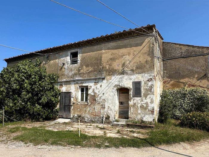 Casa con 6 locali in vendita in Mortaiolo, Collesalvetti