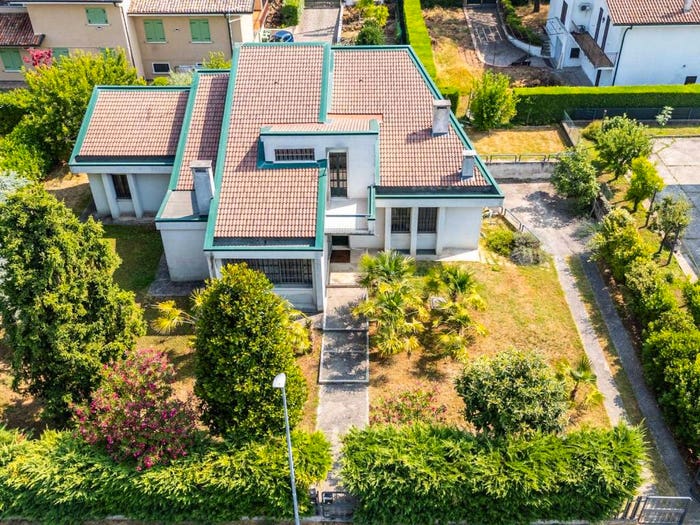 Casa con 6 locali in vendita in Via Pablo Neruda, Eremo, Curtatone