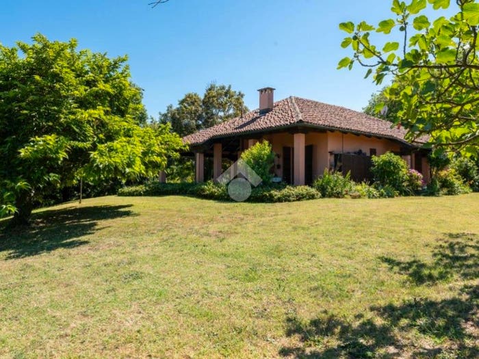 Casa con 6 locali in vendita in Strada Salairolo, Revigliasco d'Asti