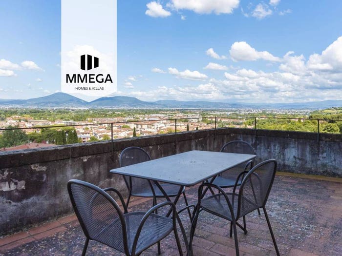 Appartamento con 6 locali in vendita in Via di Calcinaia, Centro, Lastra a Signa