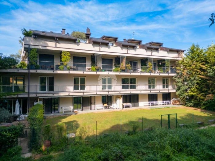 Appartamento con 5 locali in vendita in Piazza Visconti, Centro, Rho