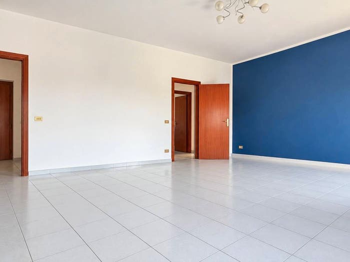 Appartamento quadrilocale in vendita in Via Sambucia, Olio di Lino, Palermo