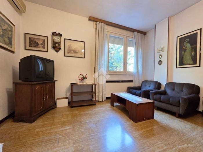 Appartamento trilocale in vendita in Via Spartaco, Mazzini Fossolo, Bologna