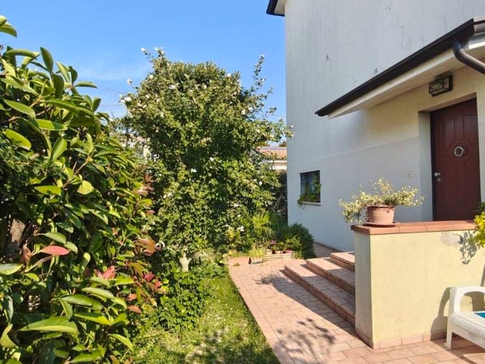 Casa con 6 locali in vendita in Via Luigi Saretta, Centro, San Donà di Piave