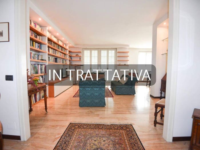 Appartamento trilocale in vendita in Via San Francesco d'Assisi, Centro, Merate