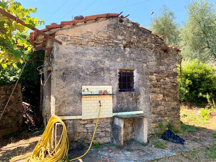 Casa bilocale in vendita in Via Campi Rossi, Borgo Sant'Agata Borgo d'Oneglia Costa d'Oneglia, Imperia