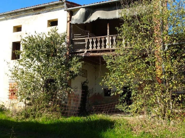 Casa con 6 locali in vendita in Monteviale