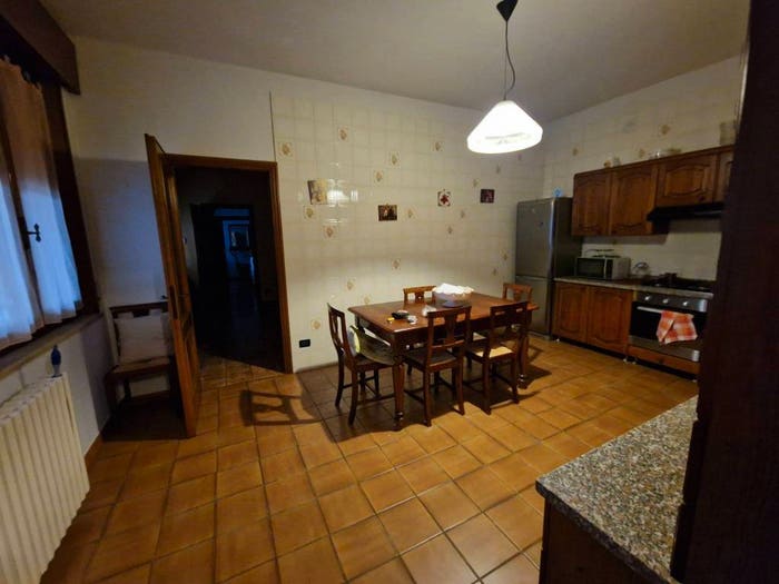 Casa con 6 locali in vendita in Marcaria