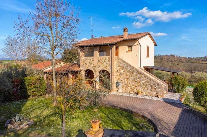 Casa con 6 locali in vendita in Centro, Foiano della Chiana