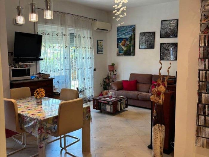 Appartamento bilocale in vendita in Via Camillo Serafini, Pisana Bravetta, Roma