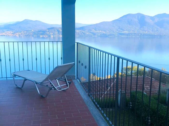 Appartamento bilocale in vendita in Strada Panoramica, Oggebbio