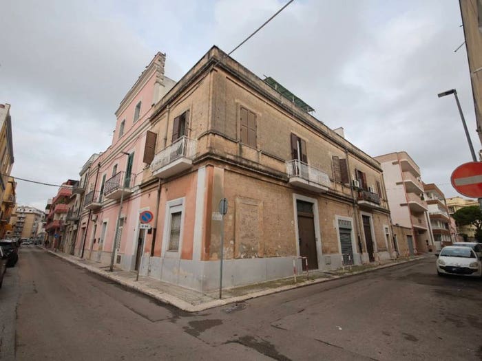 Casa con 6 locali in vendita in Via Piave, Cappuccini, Brindisi