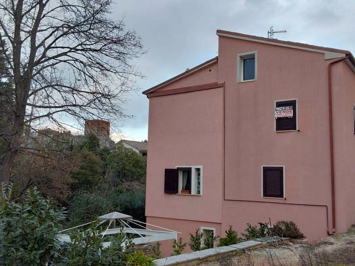 Casa quadrilocale in vendita in Sforzacosta, Macerata