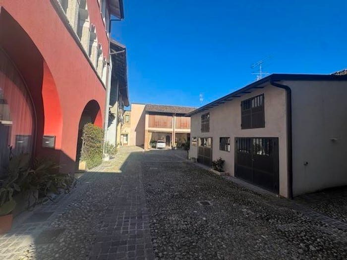 Casa con 6 locali in vendita in Via Caionvico, Sant'Eufemia Caionvico, Brescia