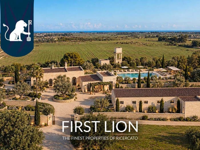 Casa con 6 locali in vendita in Strada Provinciale Lecce Torre Chianca, Borgo Grappa Villaggio Gelsi, Lecce