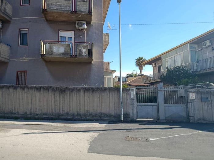 Appartamento bilocale in vendita in Via Novembre, Centro, Camporotondo Etneo