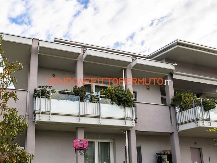 Appartamento quadrilocale in vendita in Via Portico Nuovo, Centro, Ghisalba