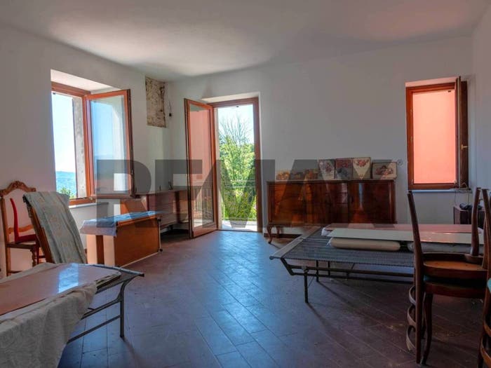 Casa con 5 locali in vendita in Via Canonico Rinaldi, Artò Centonara, Madonna del Sasso