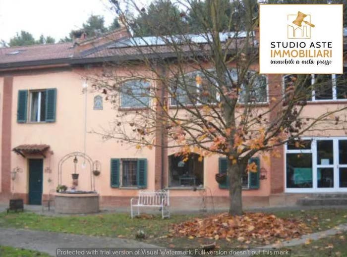 Casa con 6 locali in vendita in Via Sabbione, Valmadonna, Alessandria