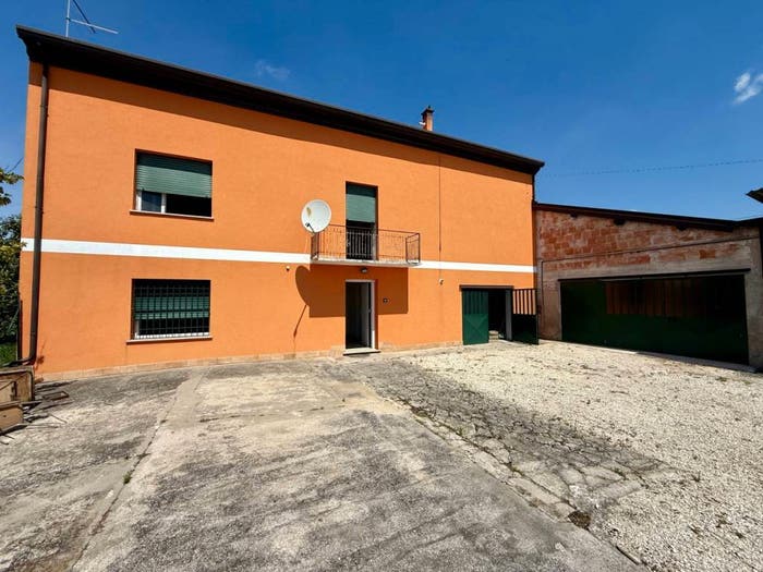 Casa quadrilocale in vendita in via dei mori, Centro, Cerea