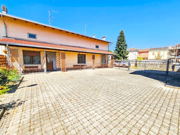 Casa con 5 locali in vendita in Via galade, Mandrogne, Alessandria