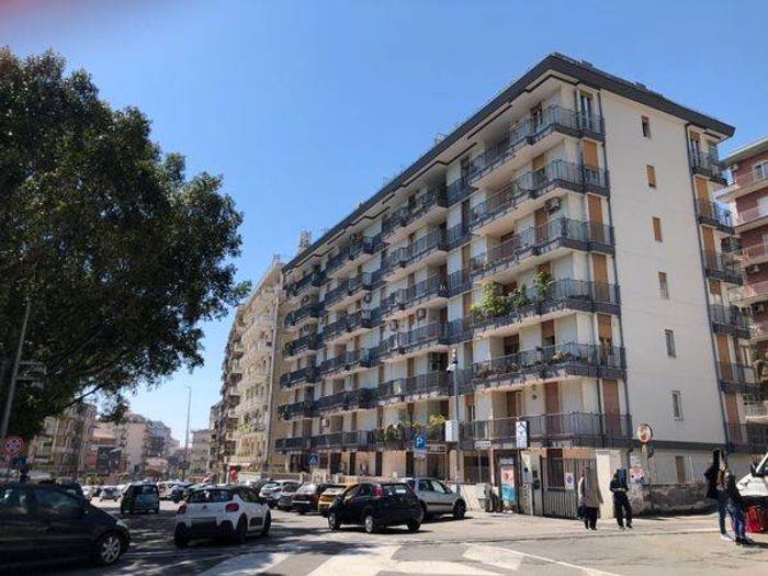 Appartamento quadrilocale in vendita in Piazza Abramo Lincoln, Province Veneto, Catania