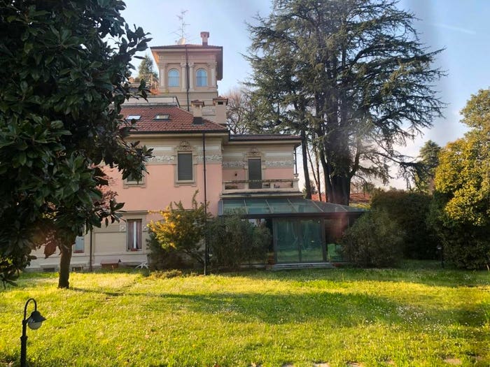 Casa con 5 locali in vendita in Via Varesina, Breccia Lazzago, Como