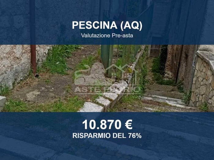 Appartamento trilocale in vendita in Via Umberto I, Centro, Pescina
