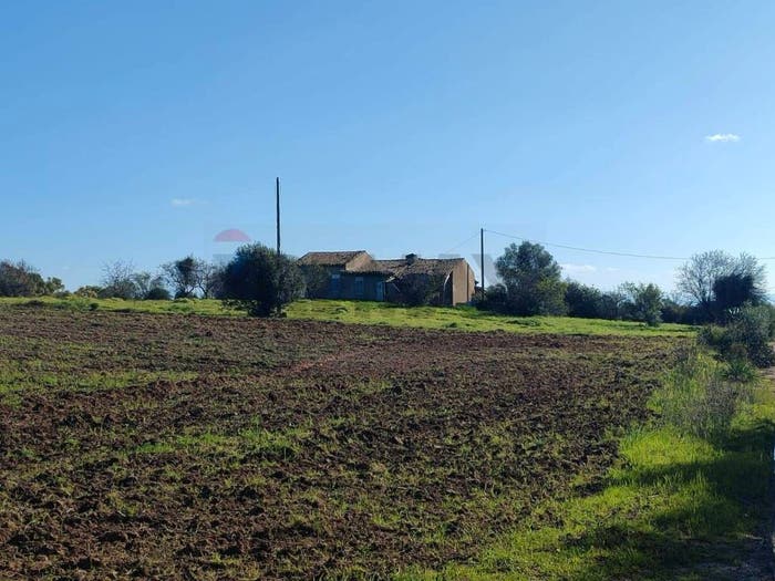 Casa con 6 locali in vendita in via Andromeda, Caltagirone