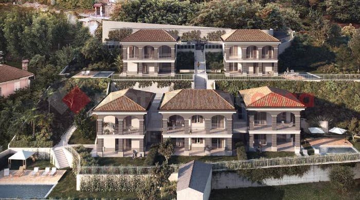 Appartamento trilocale in vendita in Via Panorama, Belgirate
