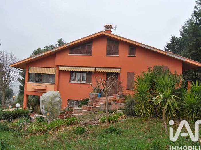Casa con 6 locali in vendita in Via VIA CAMINATE, Caminate, Fano