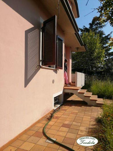 Casa con 6 locali in vendita in Fosdinovo