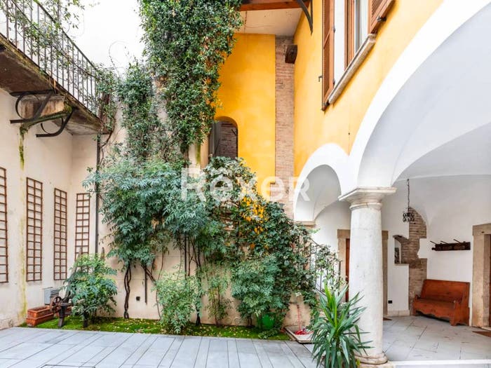 Casa con 6 locali in vendita in Via Nino Bixio, Carmine, Brescia
