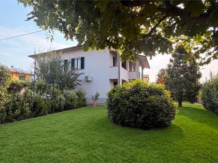 Casa con 6 locali in vendita in via delle ville, Segromigno San Colombano, Capannori