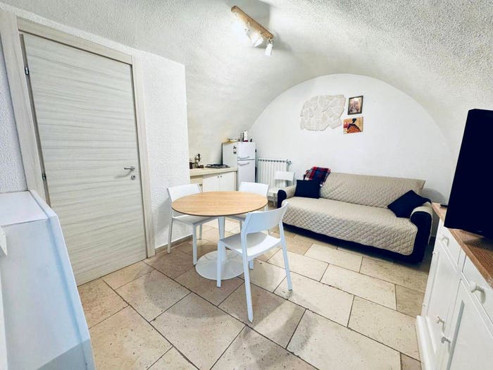 Casa trilocale in vendita in Piazza della Libertà, Via Ludovico Corso Umberto I Vittorio Emanuele, Ostuni